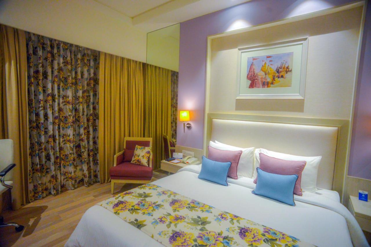 Efcee Sarovar Premiere Bhavnagar Dış mekan fotoğraf